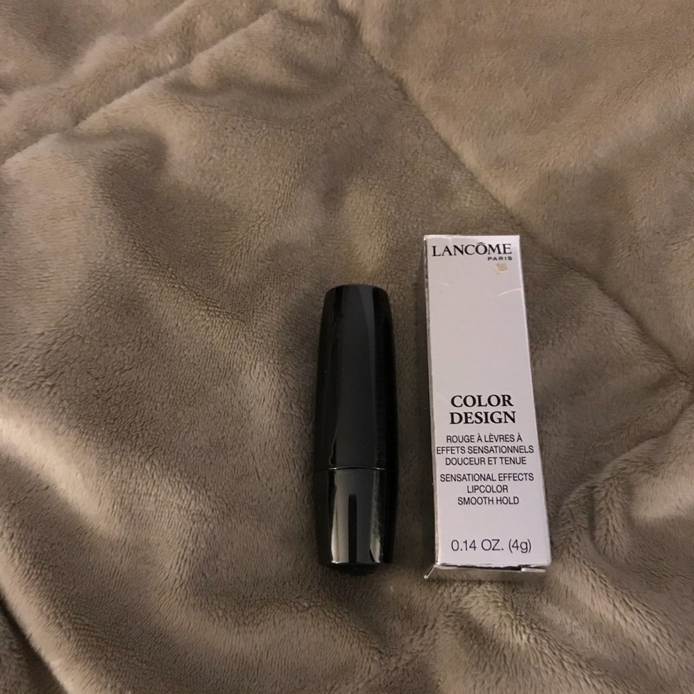 Lancôme lipstick matte *Red Addiction*